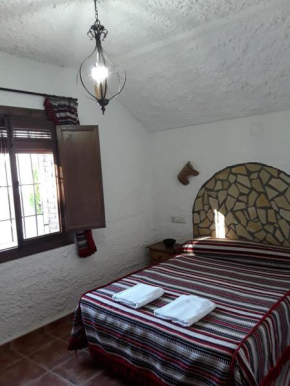 Cuevas Lourdes, Benamaurel
